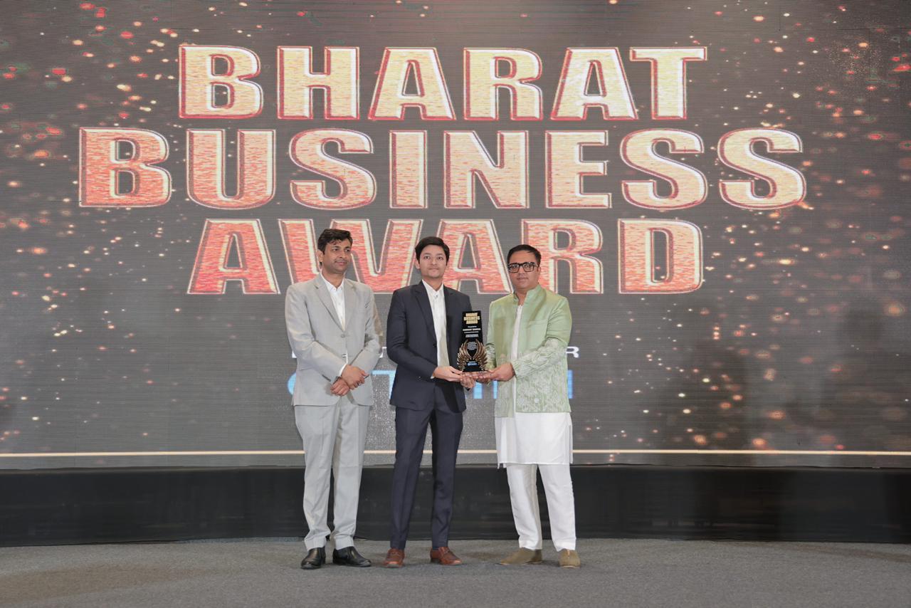 A Moment of Pride: Harshit Bansal of A L Overseas Pvt. Ltd. (Capital Basmati Rice) Honored with Bharat Business Award by Ashneer Grover
